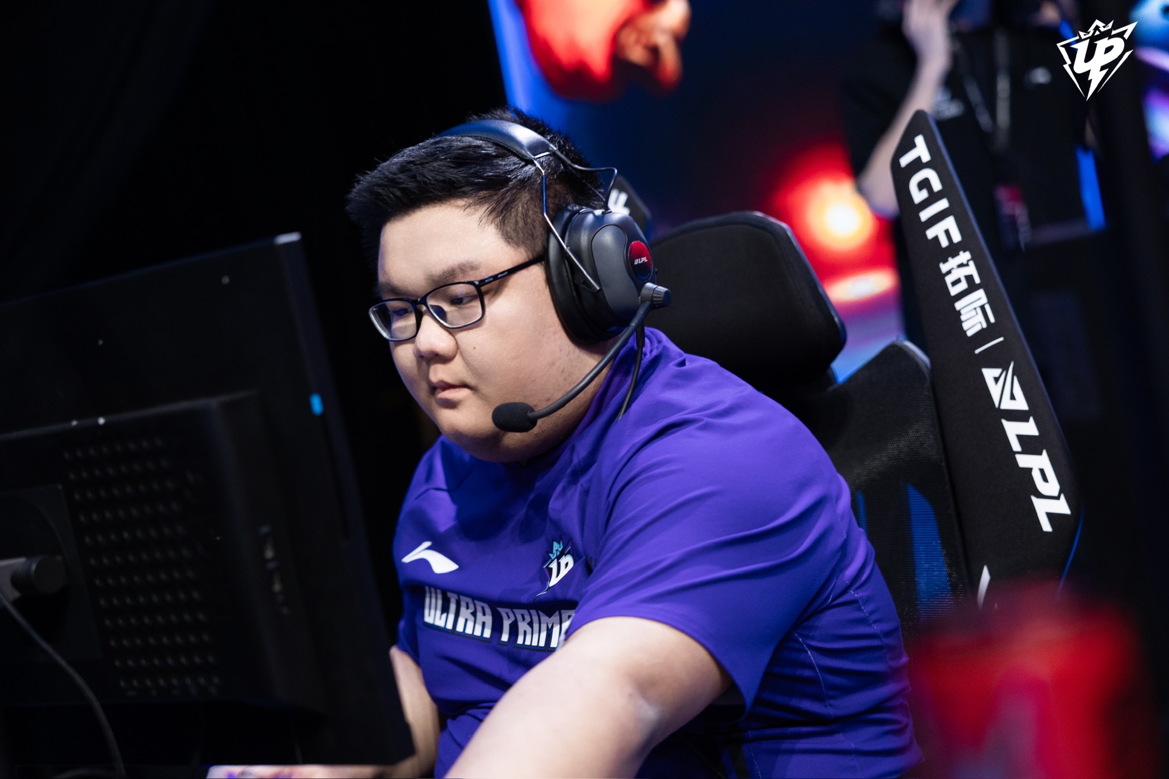 关于英雄联盟选手发挥出色,荣膺最佳MVP的信息 关于英雄联盟选手发挥出色,荣膺最佳MVP的信息