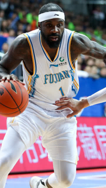 世界网球队横扫意大利网球队,费德勒三分雨点燃全场的简单介绍 世界网球队横扫意大利网球队,费德勒三分雨点燃全场的简单介绍