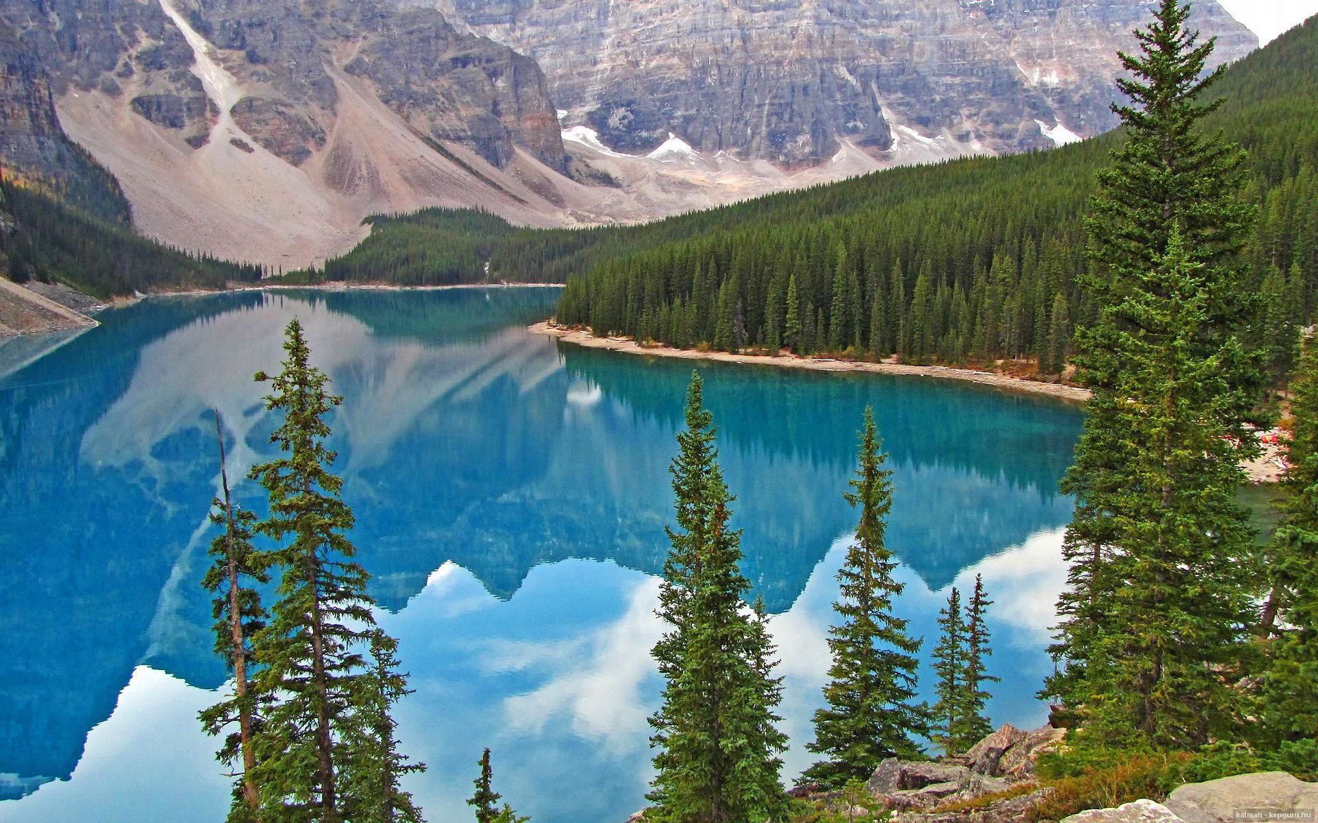 格纳布里连击撕裂防线，终场绝杀淬炼德国战车