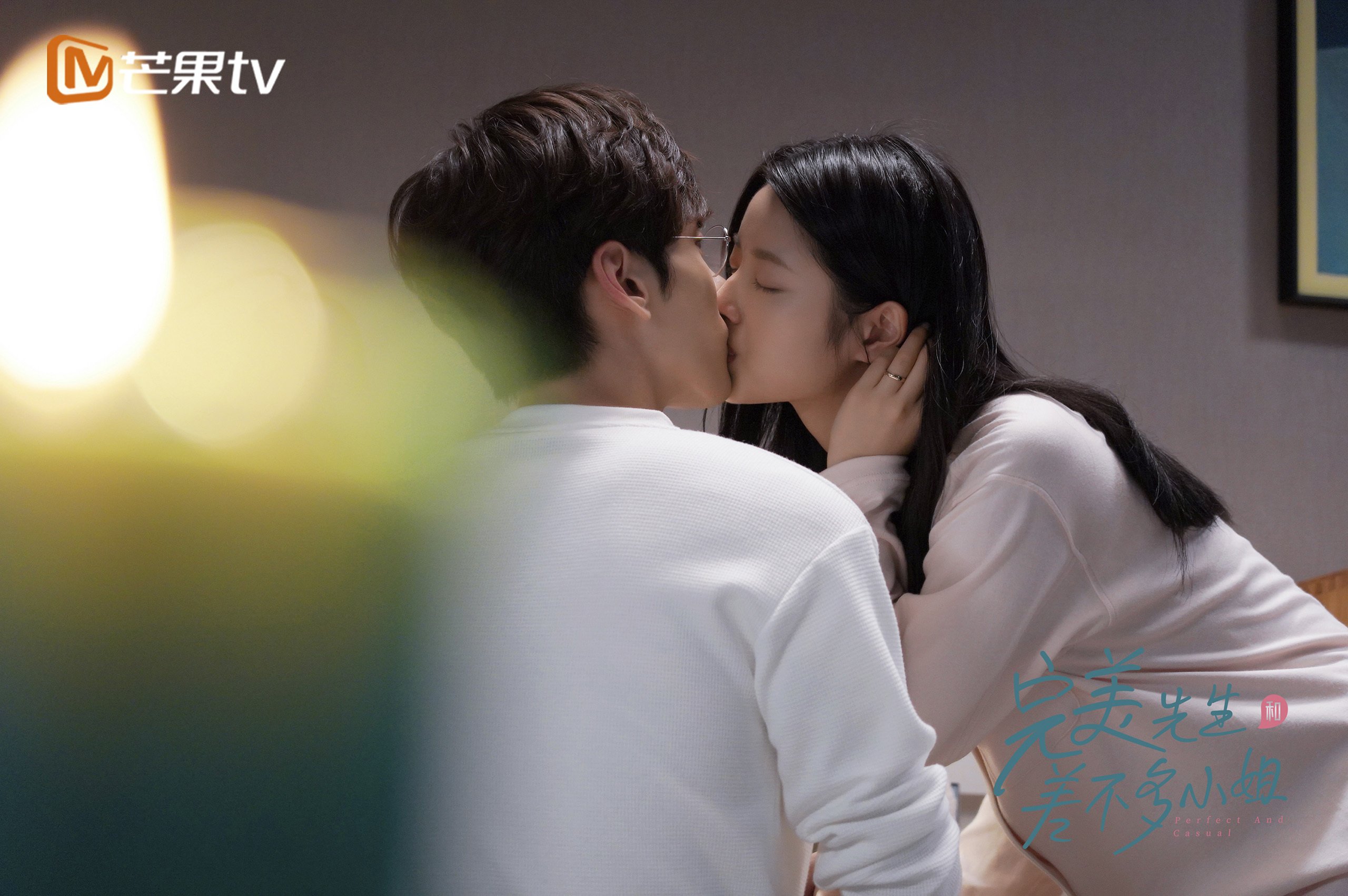 防守的艺术与进攻的哲学，范戴克如磐石，阿尔及利亚上演逆转奇迹