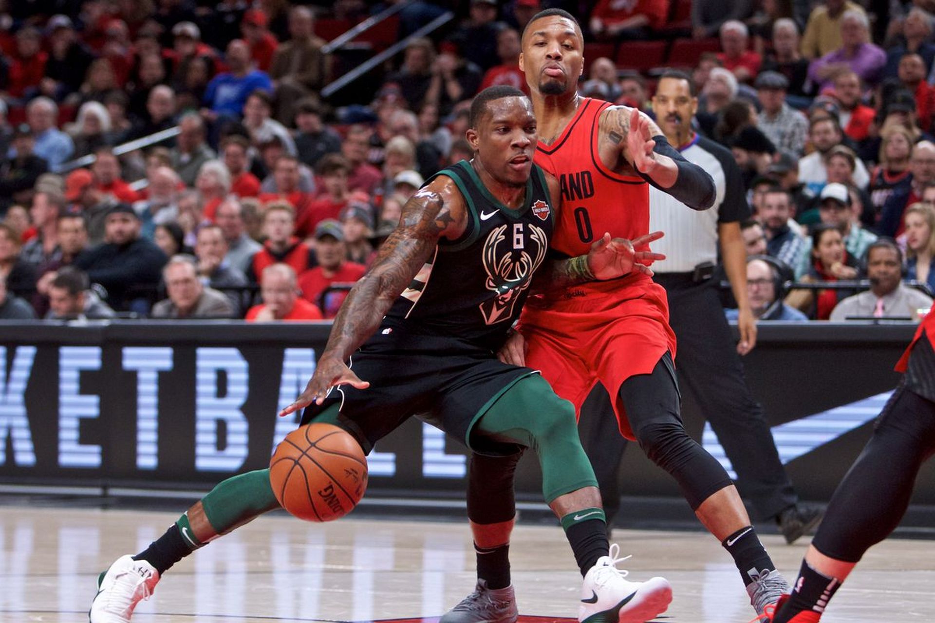 开拓者对阵掘金，利拉德发挥堪称完美