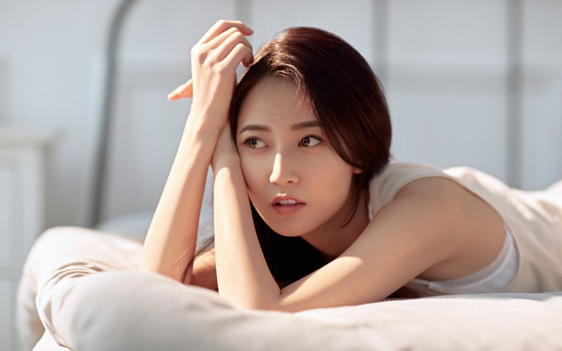 当湖人掀翻深圳队,布伦森在F1赛道接管比赛,竞技体育中,何为真正的逆袭剧本?